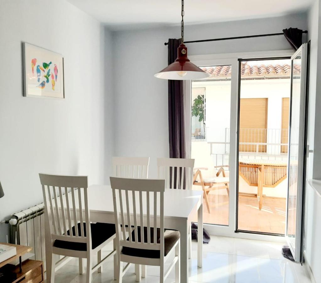 2 Bedroom Apartment In The Old Town, Close To The Beach L' Escala Eksteriør bilde