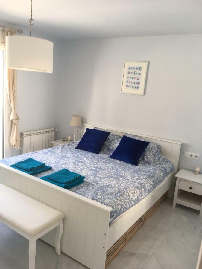 2 Bedroom Apartment In The Old Town, Close To The Beach L' Escala Eksteriør bilde