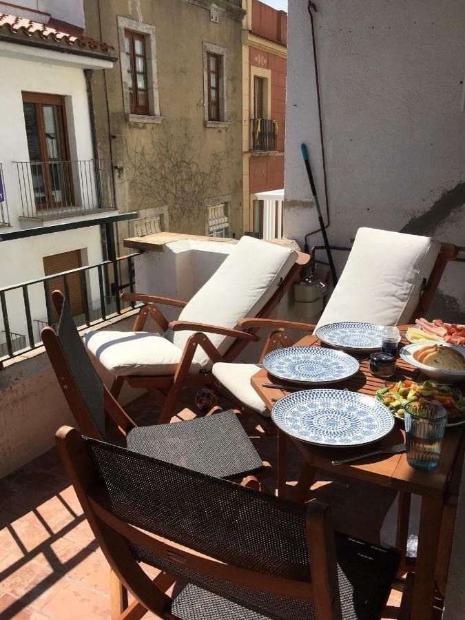 2 Bedroom Apartment In The Old Town, Close To The Beach L' Escala Eksteriør bilde