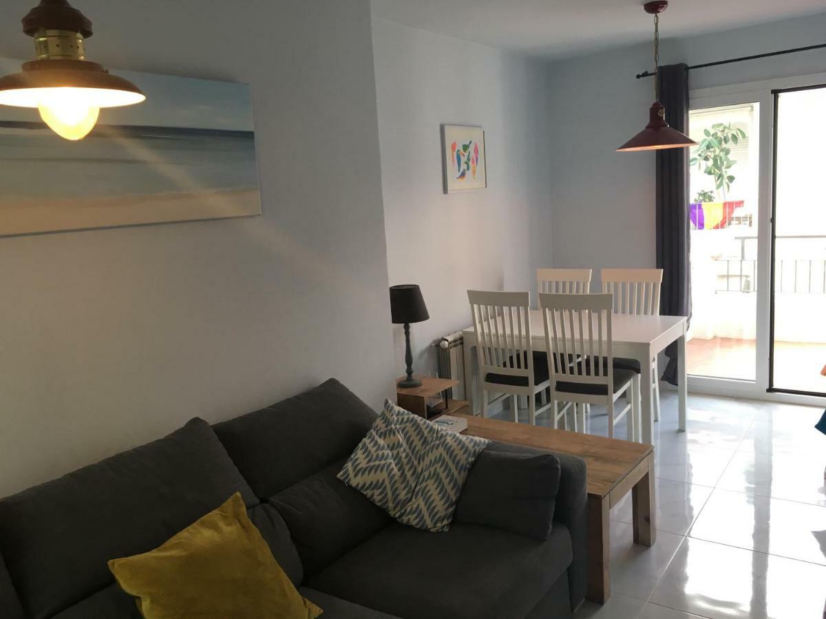 2 Bedroom Apartment In The Old Town, Close To The Beach L' Escala Eksteriør bilde